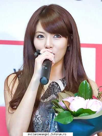 Kim Hyun-ah - 7-felul cum multumeste pt orice lauda sau concert - Music.
