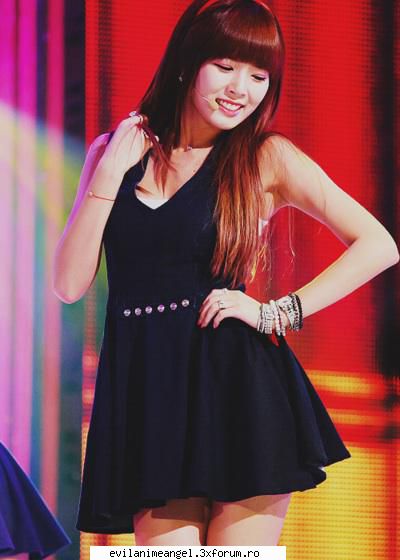 Kim Hyun-ah - 8-cat de bine da pe scena - Music.