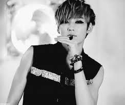 U-Kiss - e cam grea cei drept...incerc a o invat si pe cea - Music.