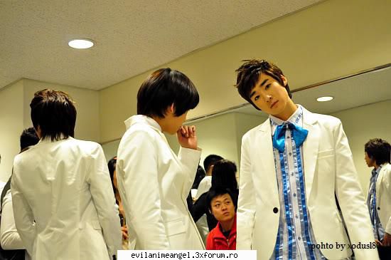 U-Kiss - asa sakura omorama si tu mai mult:)) - Music.