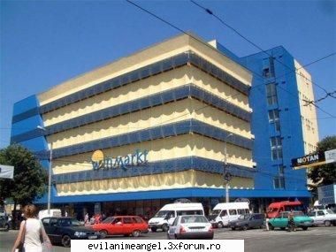 braila/ orasul meu - 8... aici este un magazin mai renumit ma rog ete - Cafenea/Sedinte.