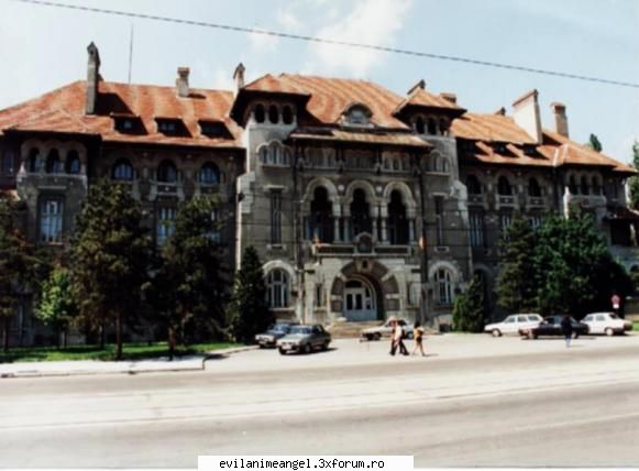 braila/ orasul meu - 15... casa tineretului ma rog ceva aprope de - Cafenea/Sedinte.