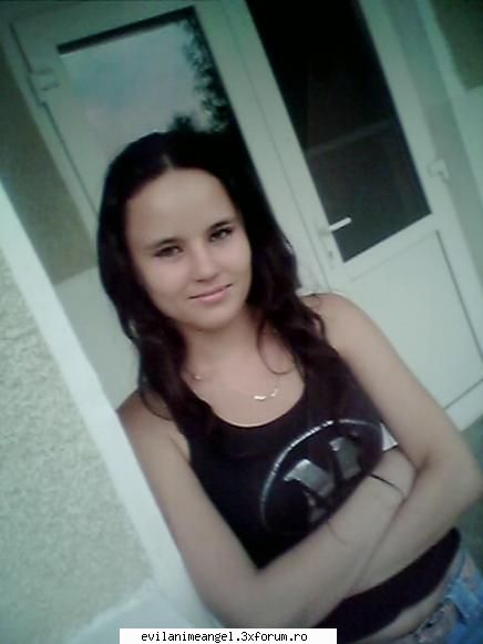 frate/sora - da si eu am o sora are 16 ani acum dar face 17 in - Cafenea/Sedinte.