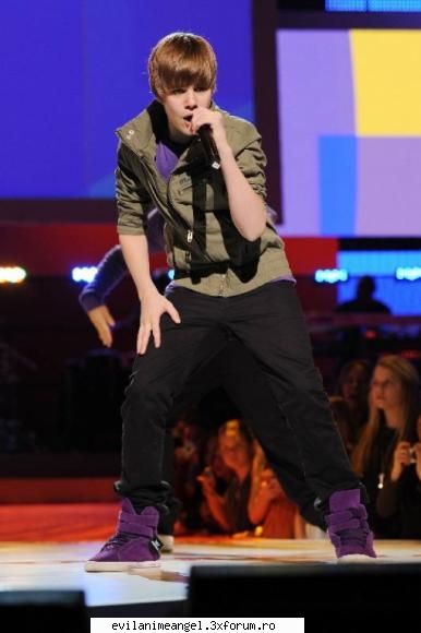 justin bieber - Justin Drew Bieber (n. 1 martie 1994) este un - Music.
