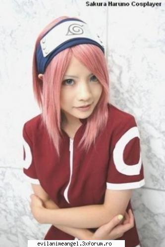 sakura - parca zici ca este o floareee am un cosplay - Naruto